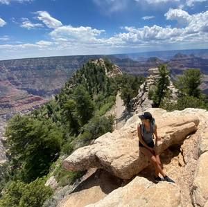 Meet your Posher, Yilin